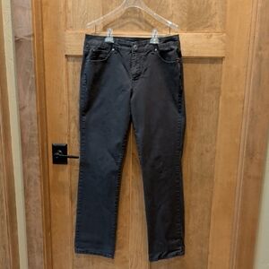 Bandolino Dark Wash Denim Jeans